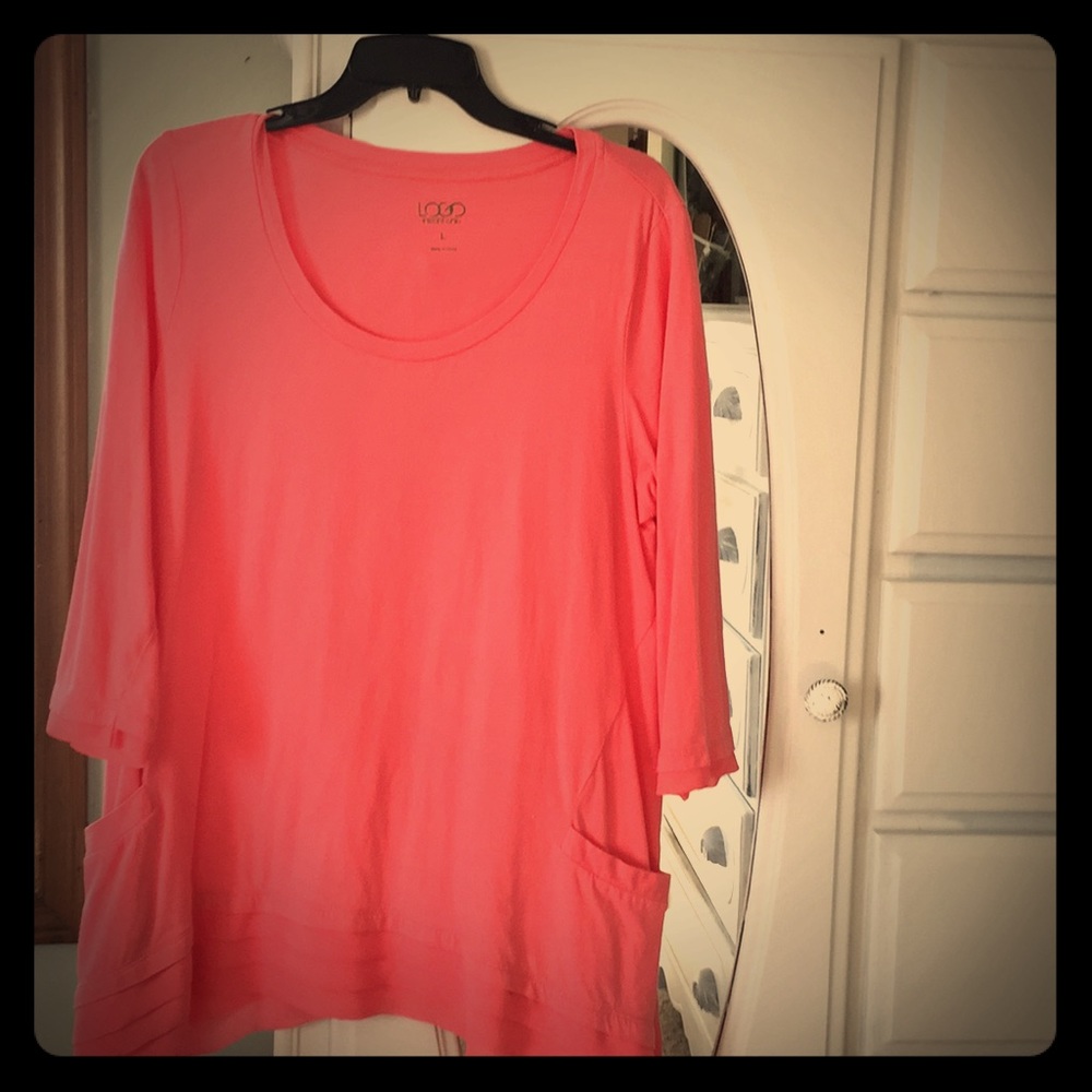 LOGO Brand Women’s size L top